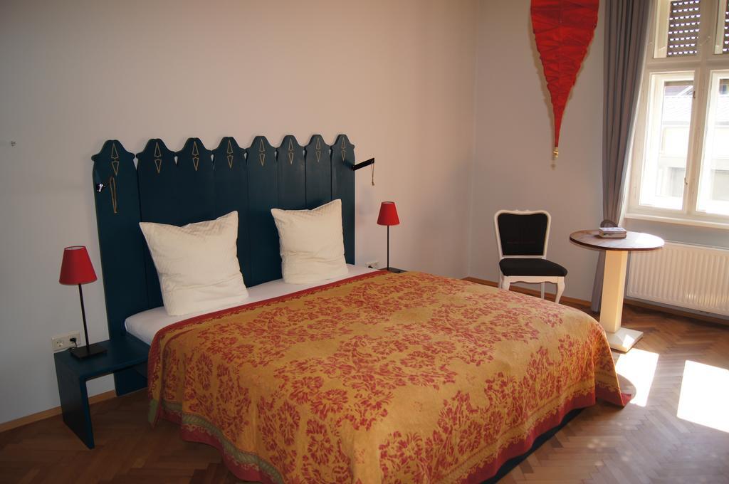 Altstadthaus Cityappartements Graz Room photo